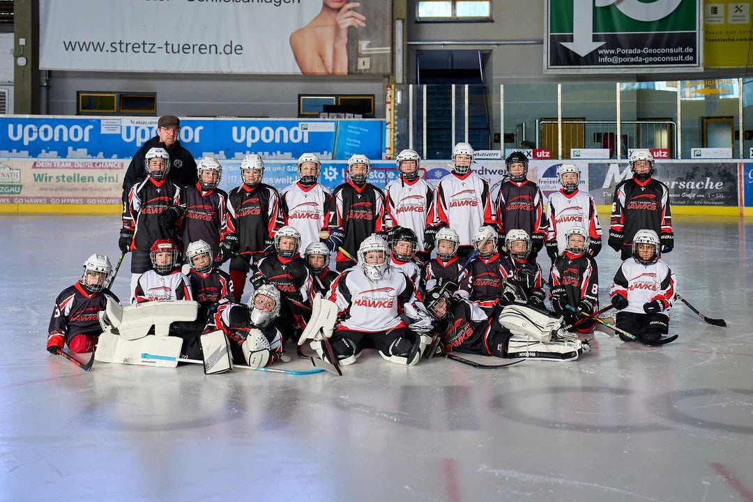 Neue Eishockey-Wendetrikots für die Kids vom ESC Hassfurt - Teamline Website