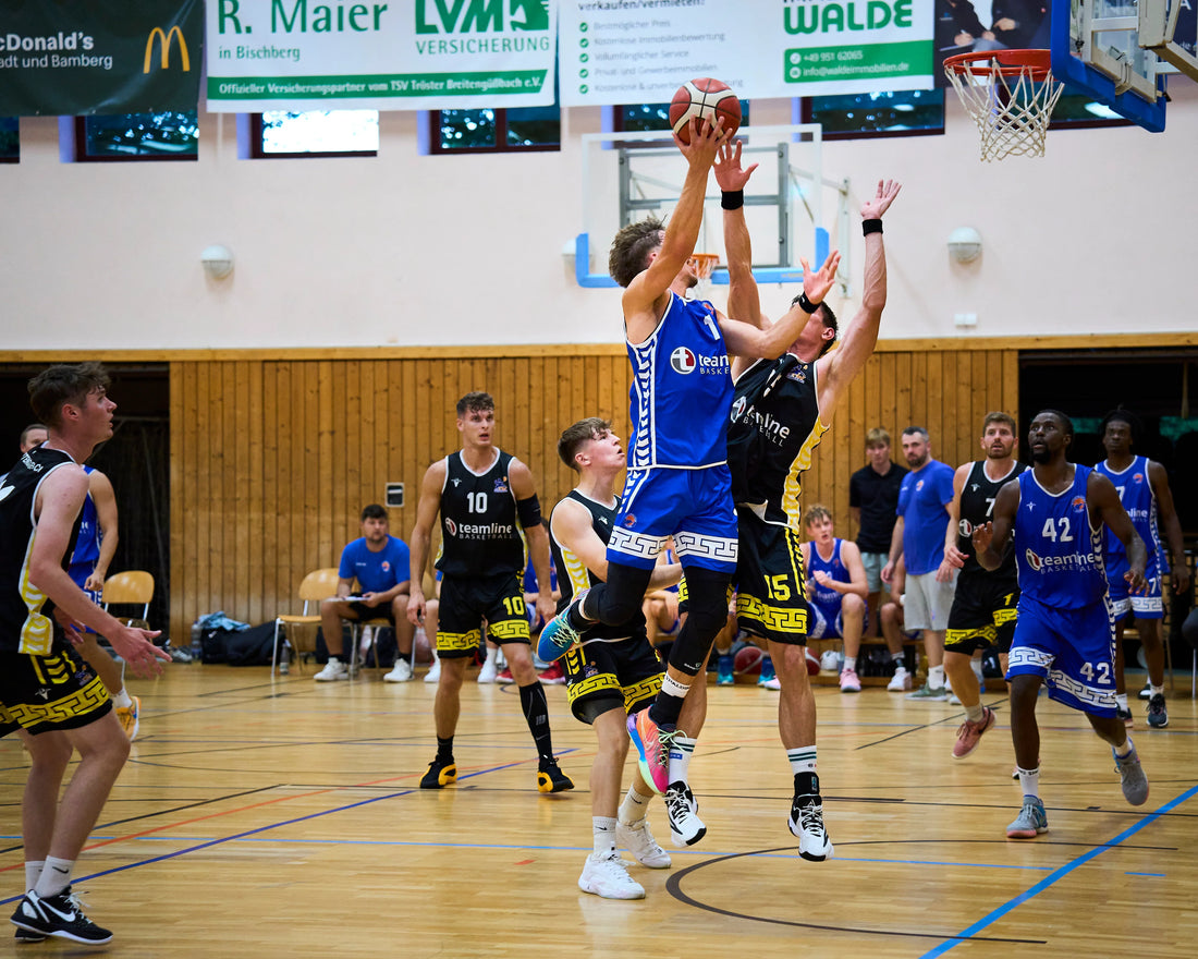 Neue Wendetrikots für TSV Breitengüßbach und BBC Coburg - Teamline Website